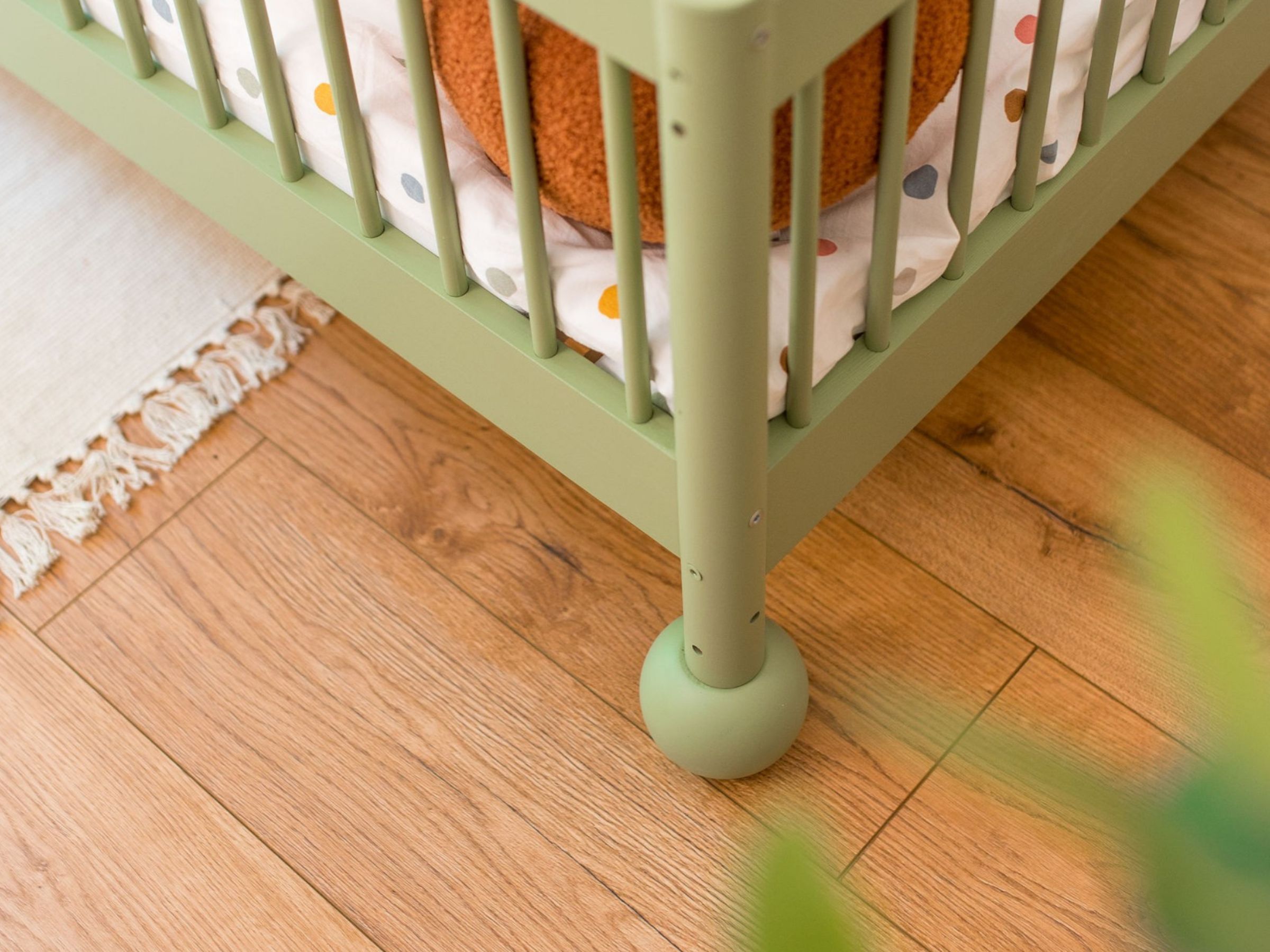 Star Barneseng med Lekegrind 80x180 - Olivengrønn